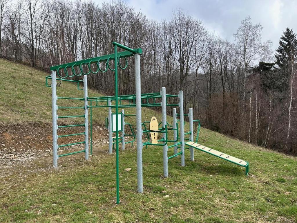 Rodinny Apartman Bratrouchov 塞米利 外观 照片